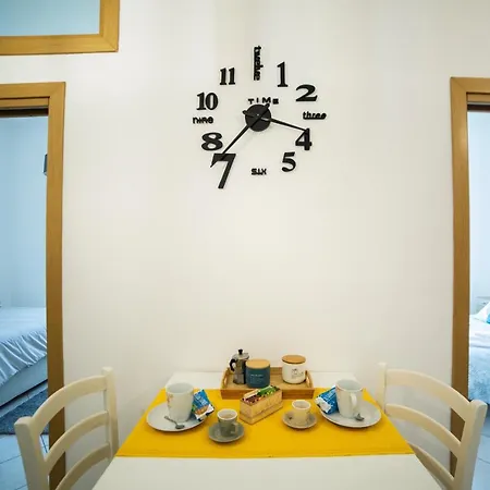Bnb Al Centro E Meglio, Neapol