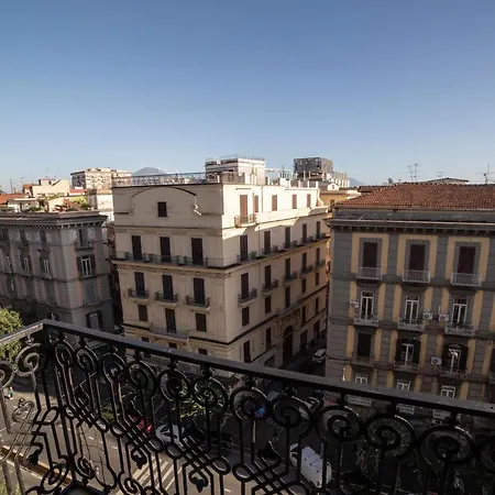 Bnb Al Centro E Meglio, شقة نابولي